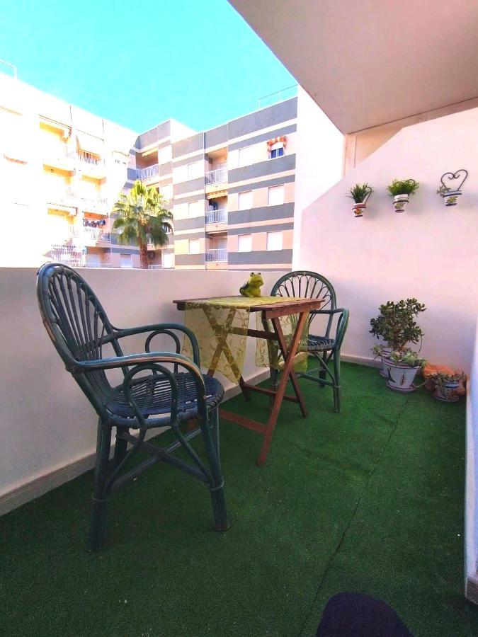 Colorful Apartment Τορεβιέχα Εξωτερικό φωτογραφία