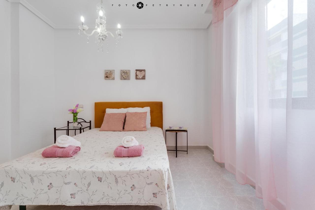 Colorful Apartment Τορεβιέχα Εξωτερικό φωτογραφία